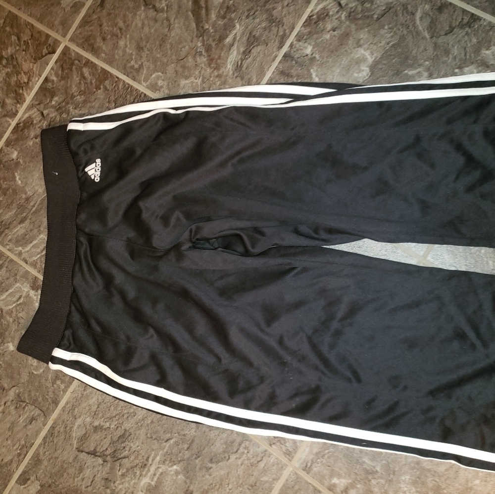 Adidas sport capri pants